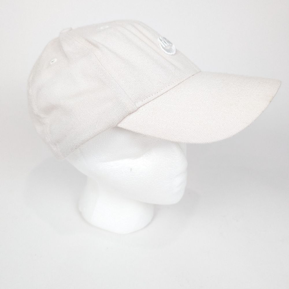 Nike Sportswear White on White Baseball Hat Cap Swoosh Logo - Picture 4 of 13